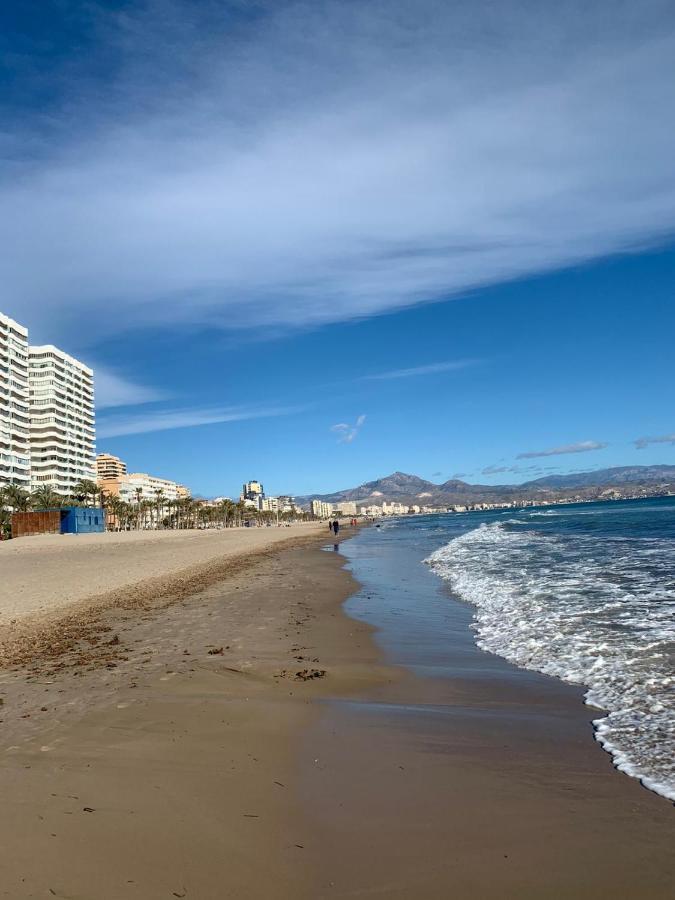 Sea Apartment Alicante Exterior photo