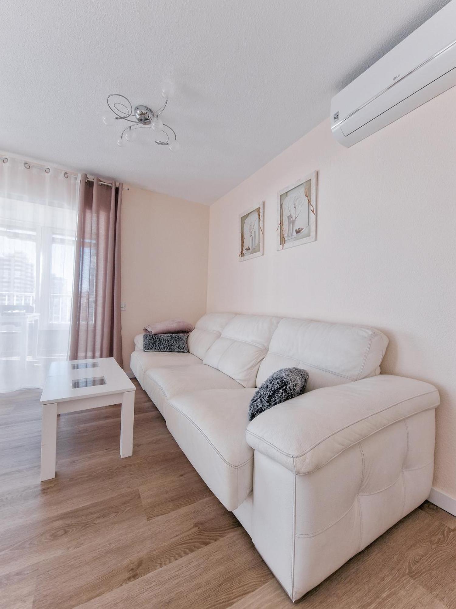 Sea Apartment Alicante Exterior photo