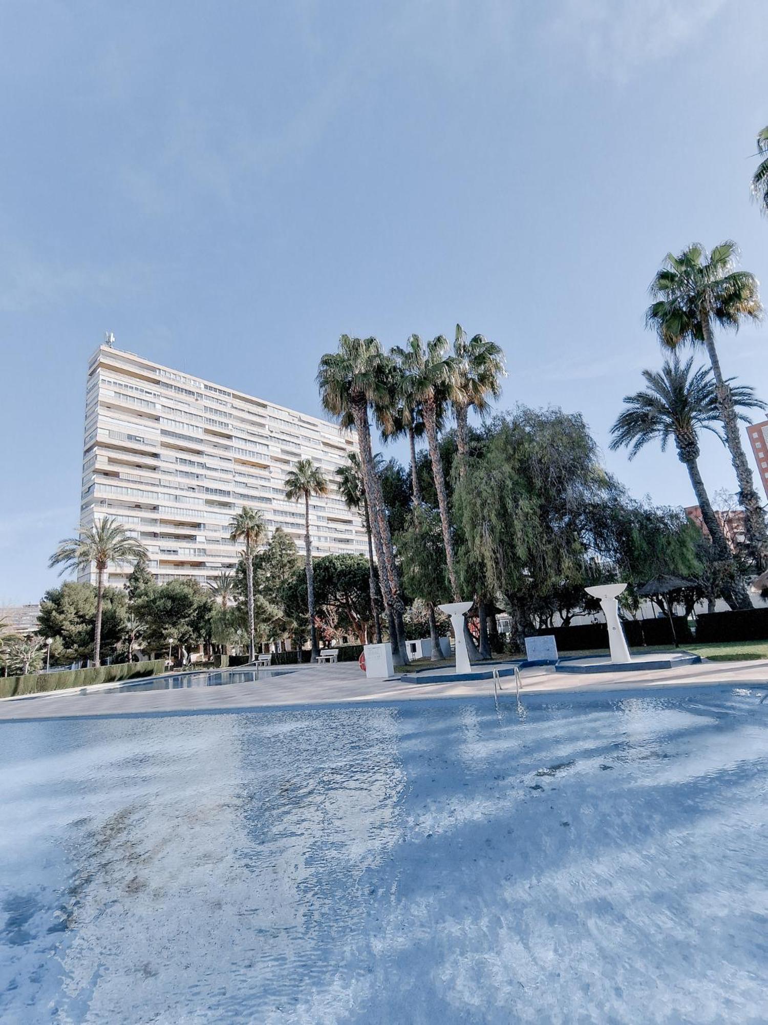 Sea Apartment Alicante Exterior photo